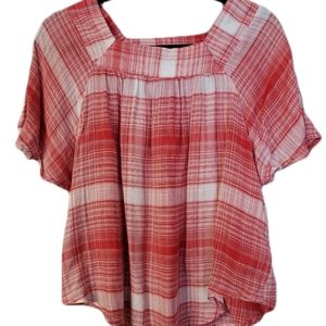 Universal Threads blouse Size Small Red and White